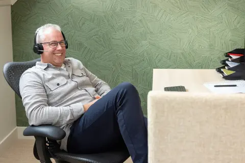 Markus van Dongen, projectleider bij Bongers Architecten, aan het werk.