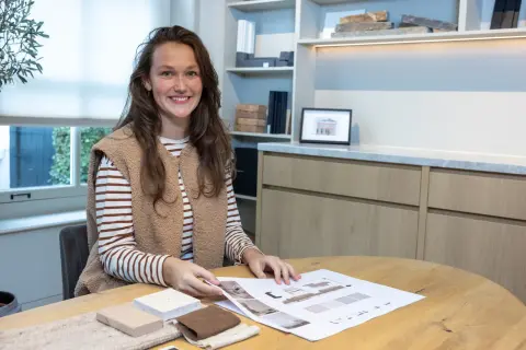 Annemijn Meijwaard, interieurontwerper bij Bongers Architecten.
