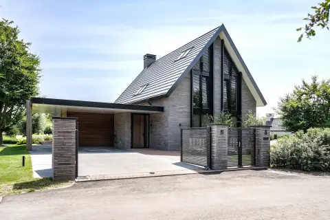 Hedendaags huis woning in Hendrik Ido Ambacht